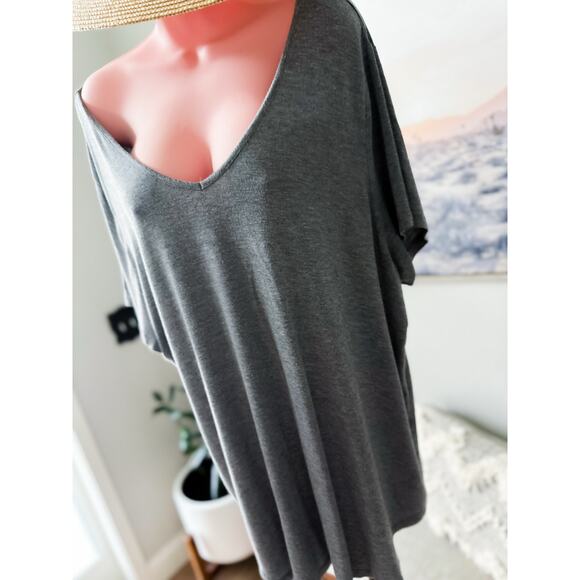 Slow Morning Magic Ultra slouchy + drapey shoulder tunic - Picture 2 of 4